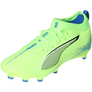 Puma ultra 5 match fg/ag in de kleur groen.