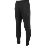 Hummel ground pro trainingsbroek in de kleur zwart.