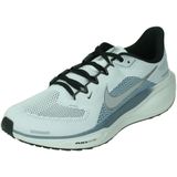 Nike pegasus 41 road run in de kleur grijs.