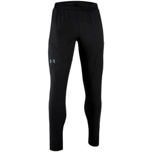 Under armour unstoppable tapered joggingbroek in de kleur zwart.