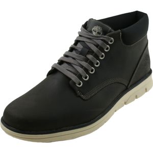 Timberland bradstreet chukka in de kleur grijs.