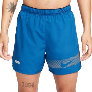 Nike challenger flash dri-fit short in de kleur blauw.
