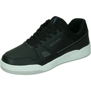 Skechers koopa court tiebreak in de kleur zwart.