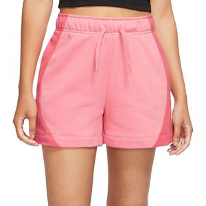 Nike air mid-rise fleece short in de kleur roze.