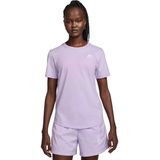 Nike sportswear club essentials t-shirt in de kleur lila paars.