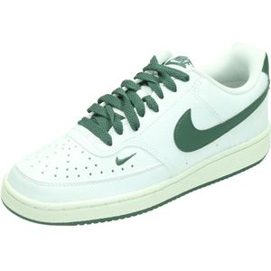 Nike court vision low next nature in de kleur wit.