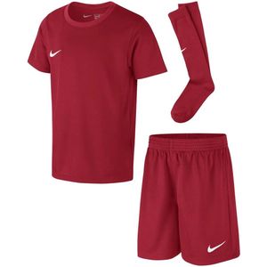 Nike dri-fit park voetbaltenue in de kleur rood.