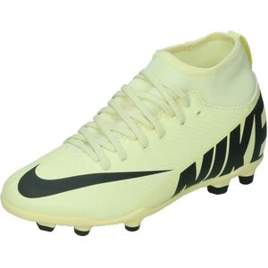 Nike jr. Mercurial superfly 9 club fg/mg in de kleur geel.