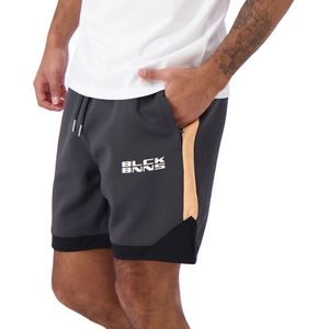 Black bananas initial short in de kleur zwart.