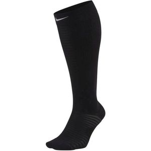 Nike spark lightweight compressie sokken in de kleur zwart.