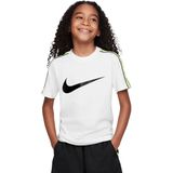 Nike sportswear repeat t-shirt in de kleur wit.