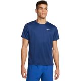 Nike dri-fit uv miler hardloopshirt in de kleur blauw.