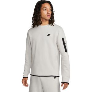 Nike tech fleece crew sweater in de kleur wit.