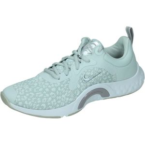 Nike renew in-season tr 11 premium in de kleur grijs.