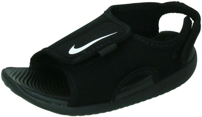 Nike sunray adjust 5 v2 in de kleur zwart.