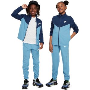 Nike sportswear trainingspak in de kleur blauw.