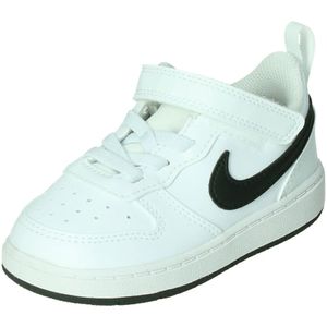 Nike court borough low recraft in de kleur wit.