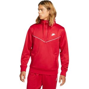 Nike repeat hoodie in de kleur rood.