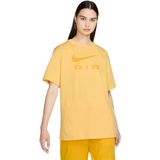 Nike air t-shirt in de kleur geel.