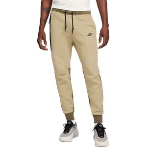 Nike tech fleece joggingbroek in de kleur groen.