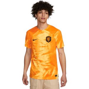 Nederlands elftal thuisshirt 2022 in de kleur oranje.