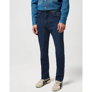 Wrangler - Larston High Stretch Slim Tapered Jean - W30-L30