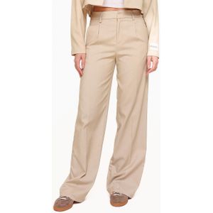 MVP Wardrobe - Mouwloze Top - Lycra - Sweetheart Halslijn - Cut-outs in Kristal Draad