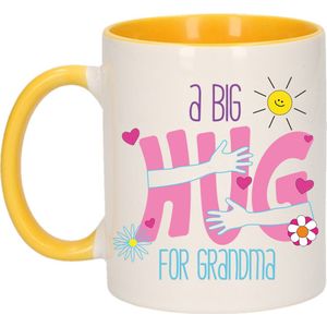 Cadeau koffie/thee mok voor Oma - geel - big hug - keramiek - 300 ml -Â verjaardag/moederdag