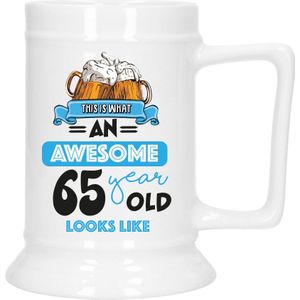 Cadeau Bierpul voor 65 jaar - blauw - grappige leeftijd bierpul - keramiek - 530 ml