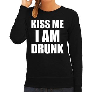Fun sweater / trui kiss me I am drunk zwart voor dames