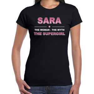 Naam cadeau t-shirt / shirt Sara - the supergirl zwart voor dames