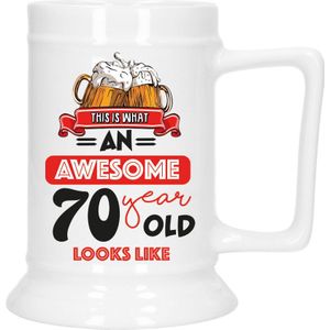 Cadeau Bierpul voor 70 jaar - rood - grappige leeftijd bierpul - keramiek - 530 ml