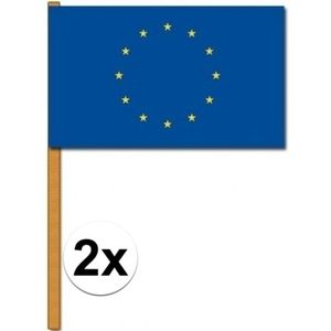2x Luxe zwaaivlaggen Europa