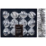 12x st gedecoreerde kerstballen 6 cm incl. folieslinger - zilver - kunststof