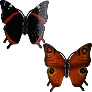 2x stuks tuin decoratie vlinders - kunststof - oranje - zwart - 24 x 24 cm