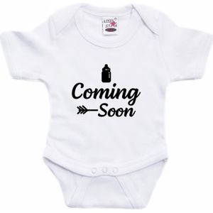 Coming soon aankondiging zwangerschap cadeau baby rompertje wit jongen/meisje