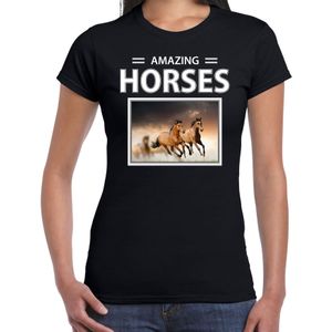 Bruine paarden t-shirt met dieren foto amazing horses zwart voor dames