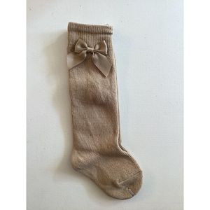 Hoge Kousen Met Strikje Camel - 26-28