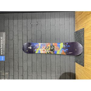 Stuf Element Tweedehands Snowboard Junior Zwart 135