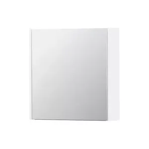 Go By Van Marcke Cento LS Spiegelkast - 50x65x14cm - MDF Wit - Lamp T5 8w Spiegeldeur Kristalglas Satijnen Lichtvenster Verstelbare Glazen Legplanken 1 Stopcontact