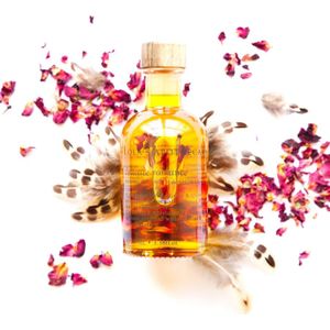 Lola's Apothecary Olie Delicate Romance Balancing Bath & Shower Oil