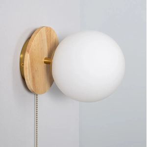 Wandlamp met trekschakelaar hout goud en opaalglas E27 'Jerry'
