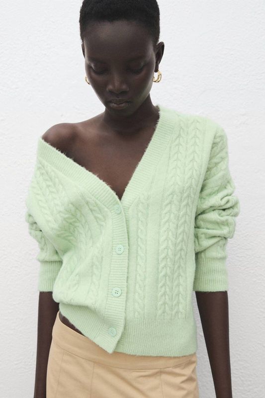 Mango gebreid vest lichtgroen