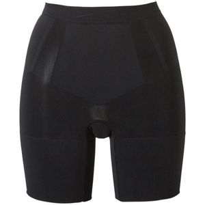 SPANX OnCore sterk corrigerende Mid-Thigh short zwart