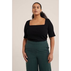 WE Fashion Curve ribgebreide top zwart