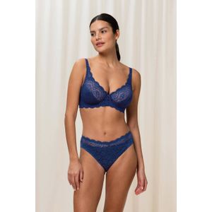 Triumph slip Amourette 300 donkerblauw