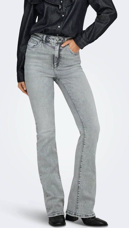 ONLY - ONLMILA HW FLARED DNM BF BJ755 - Flared Fit Jeans - Dames