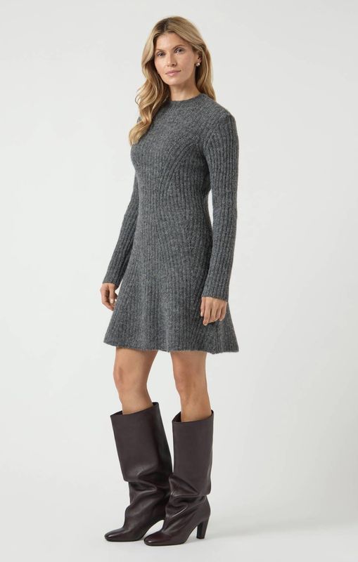 Yas - Dolly - Korte Jurk - Met Lange Mouwen