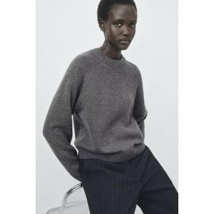Mango gebreide trui met wol grijs