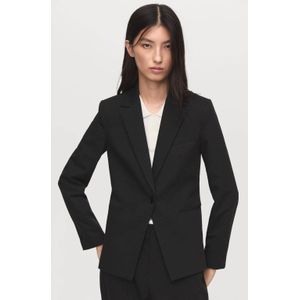 Mango getailleerde blazer zwart